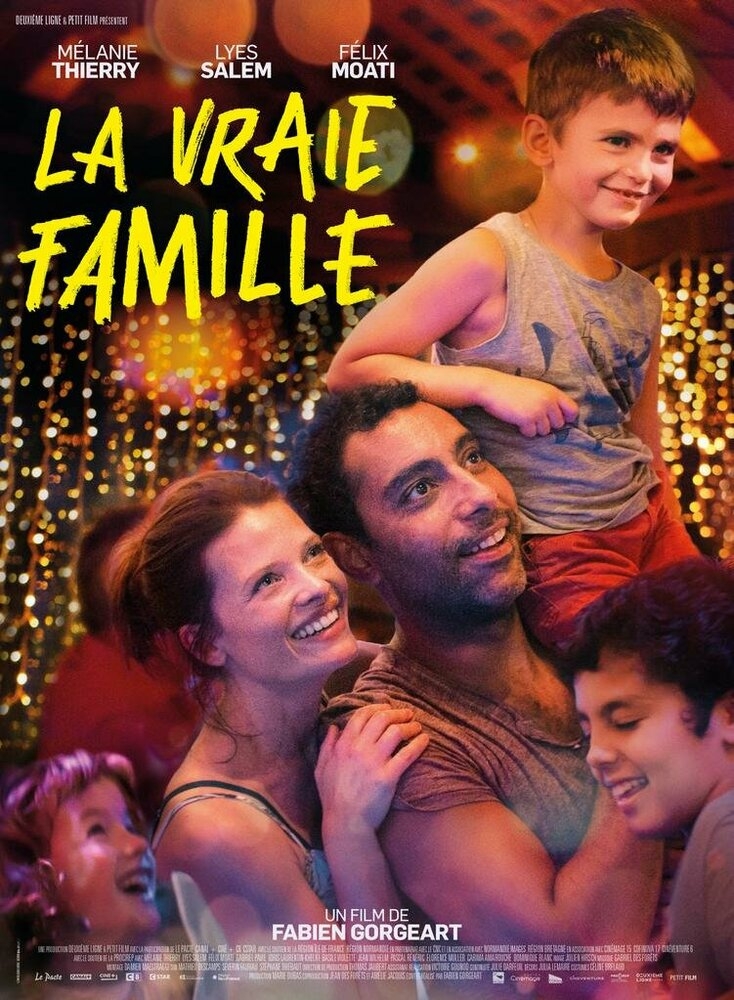 Смотреть La vraie famille онлайн в HD качестве 